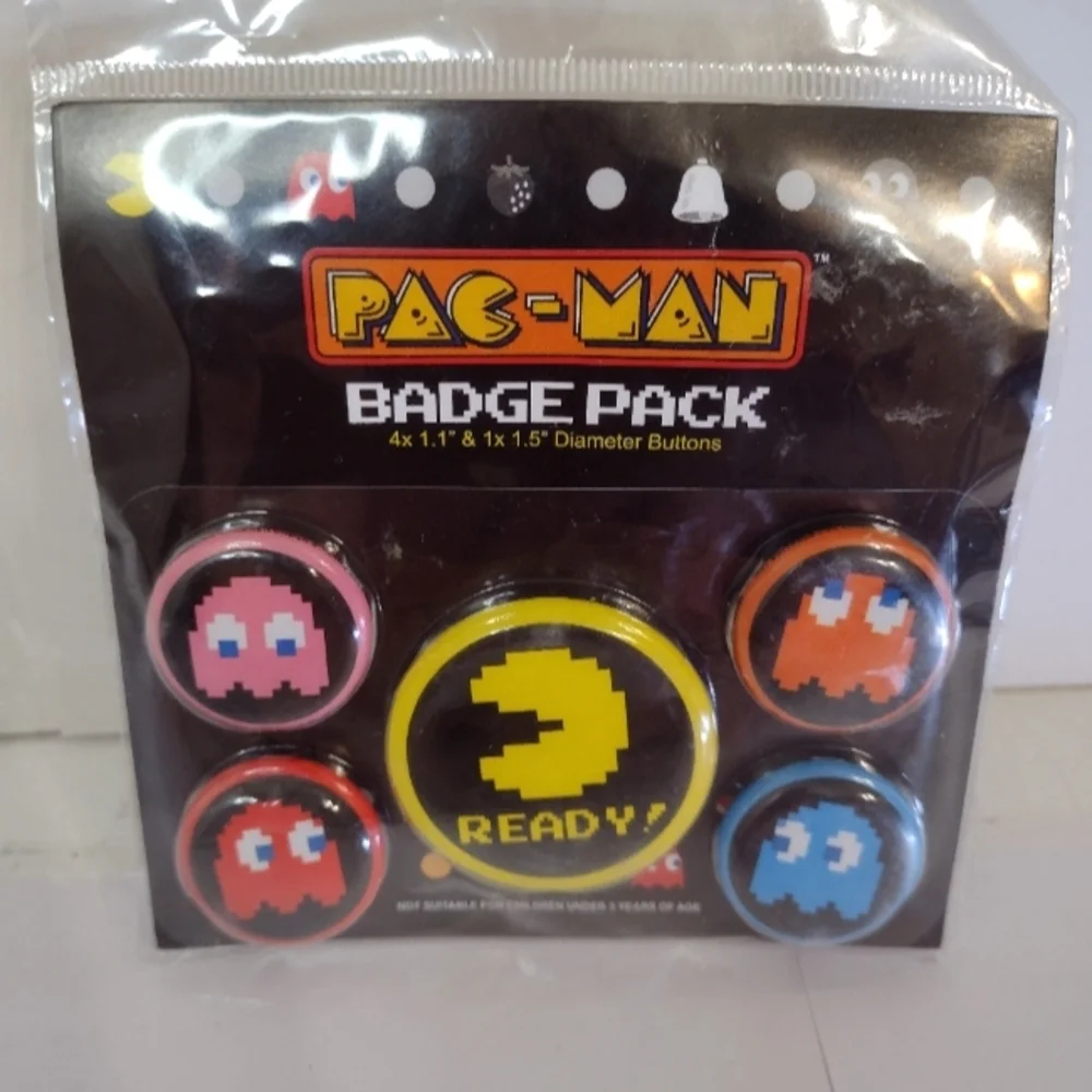 Pac-Man Badge Pack with Colorful Ghosts
